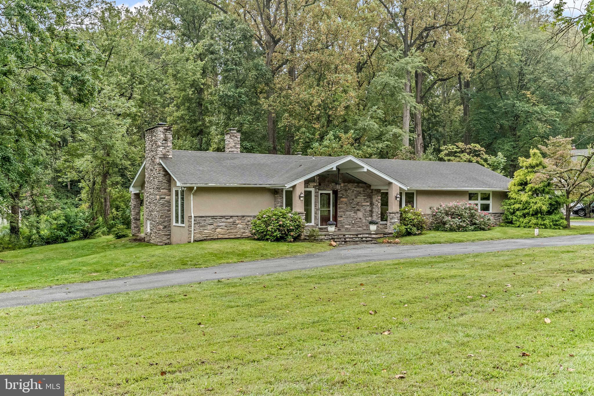 711 POTTER DRIVE