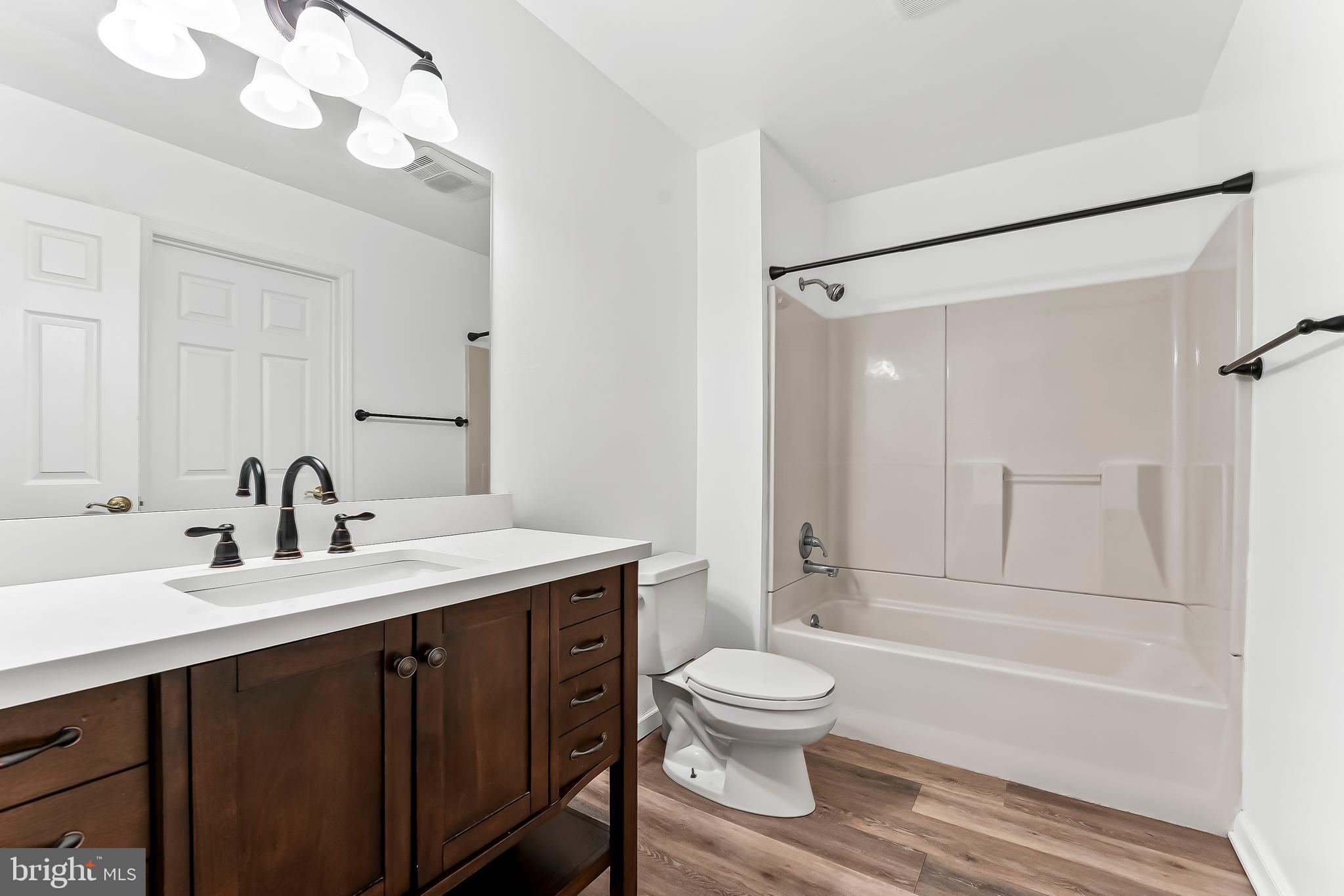 CEDARCROFT - Residential