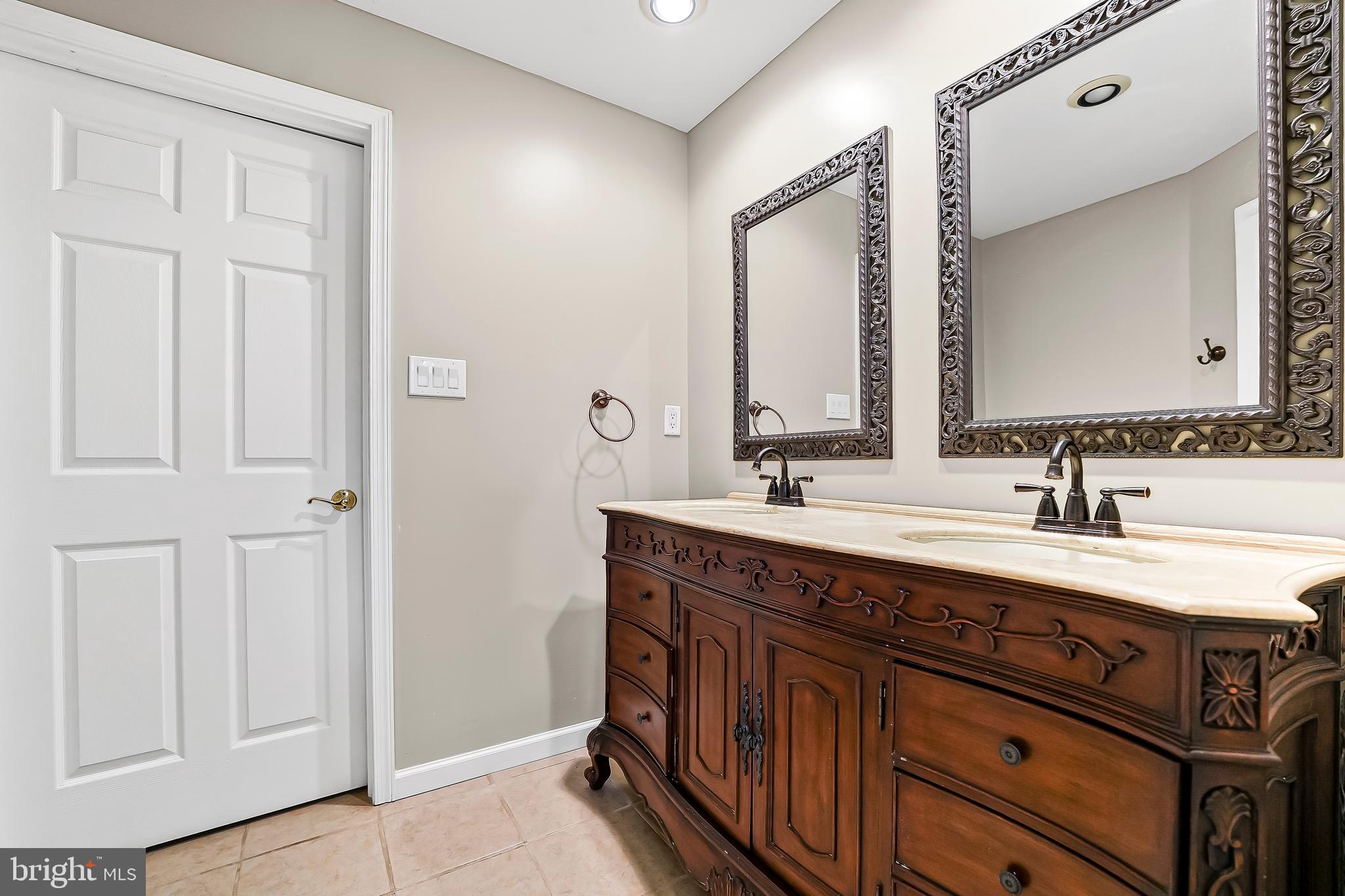 CEDARCROFT - Residential