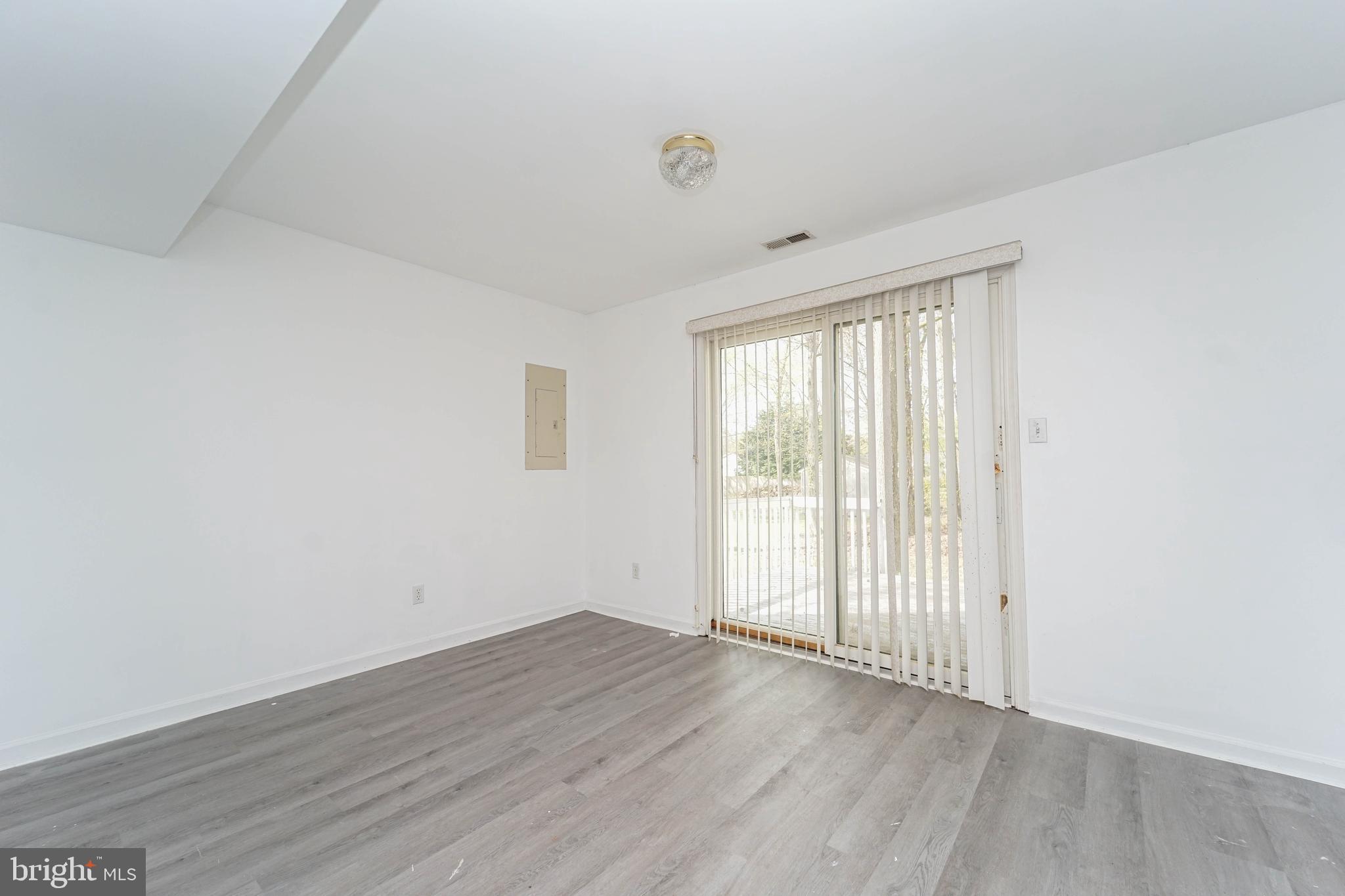 CLOVERFIELDS - Residential