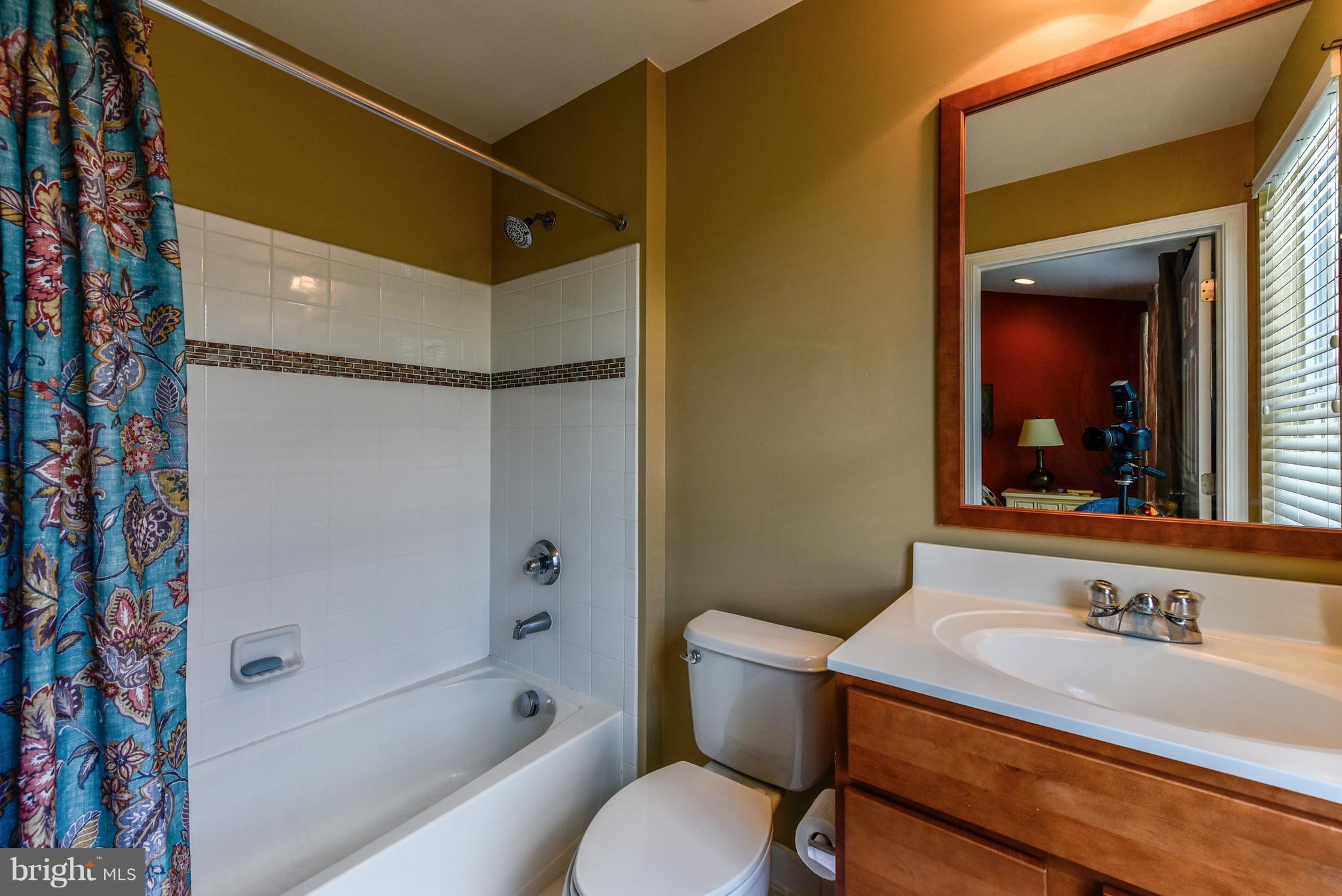 AMBERLEA AT SOUTH RIDING - Residential Lease