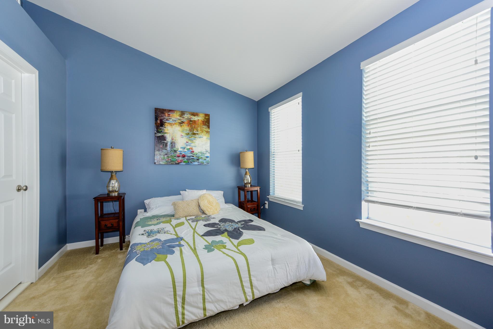 AMBERLEA AT SOUTH RIDING - Residential Lease