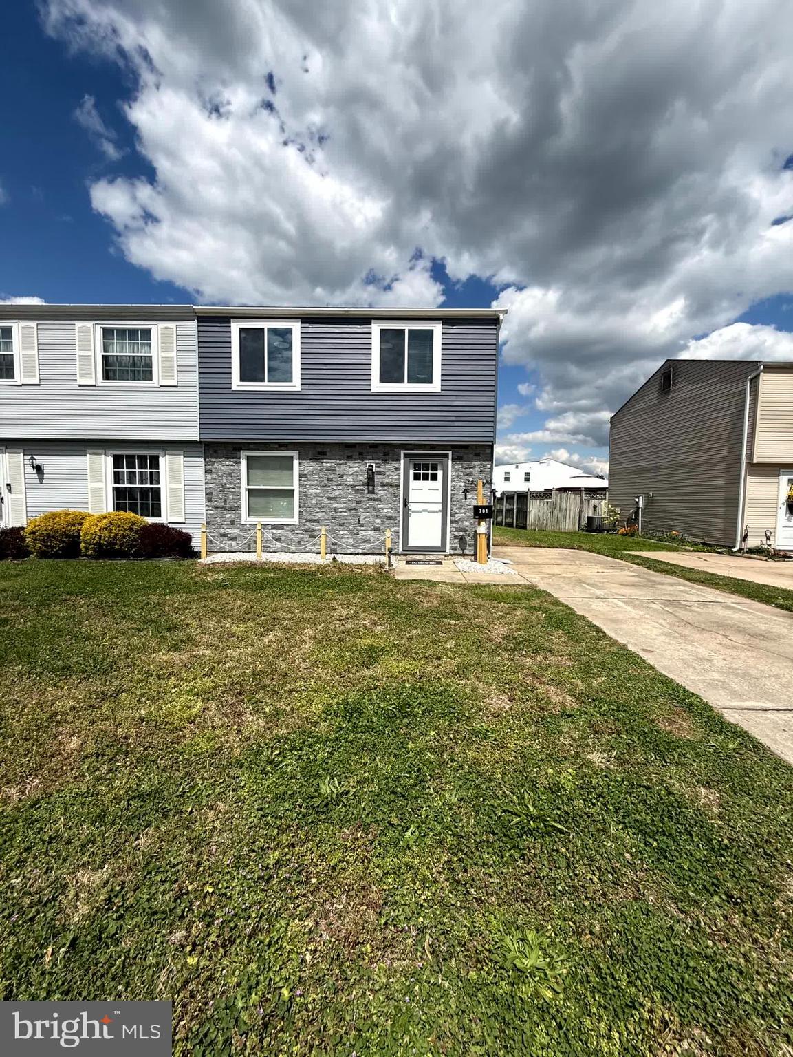 RUMSEY ISLAND - Residential
