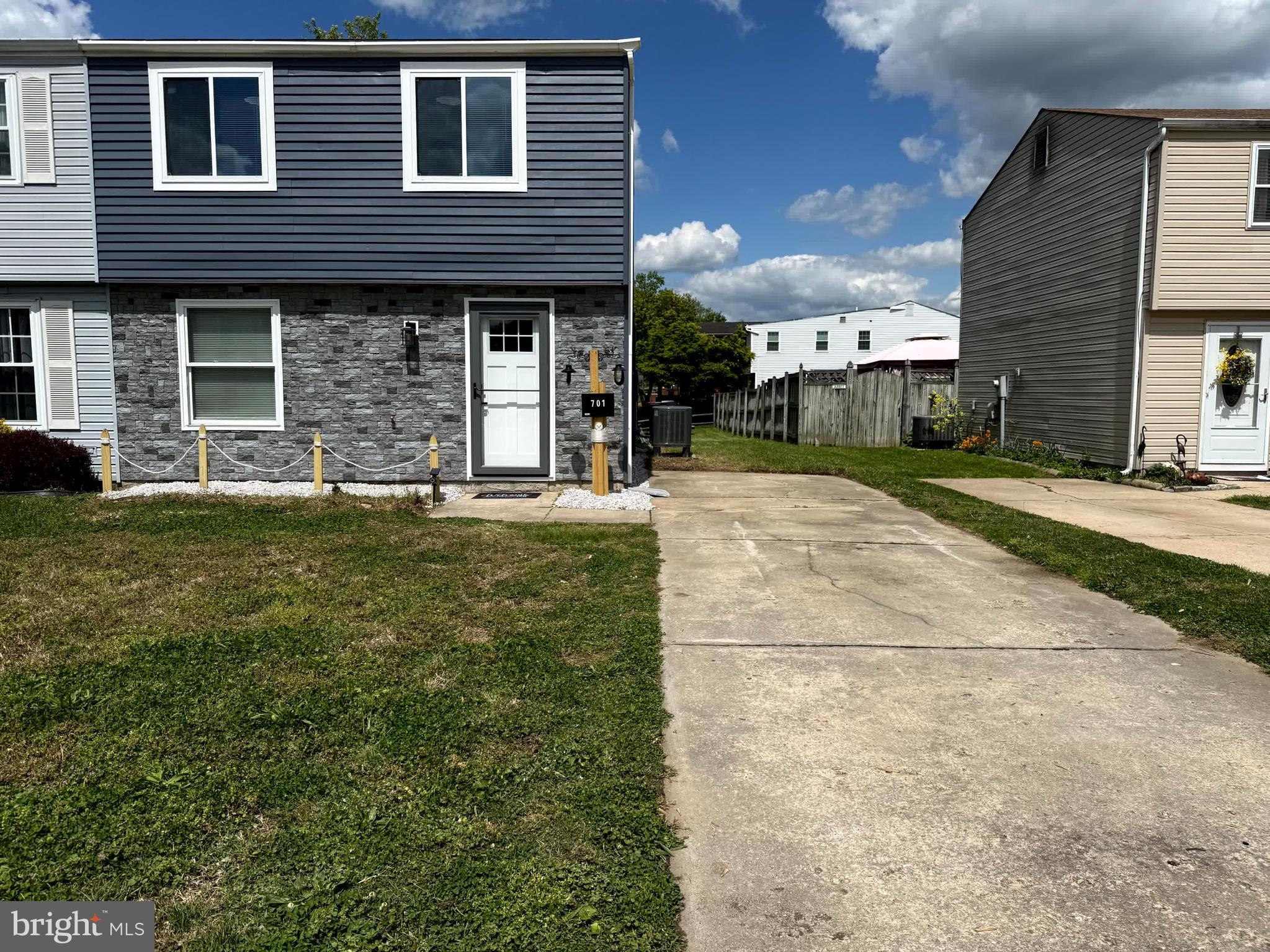 RUMSEY ISLAND - Residential