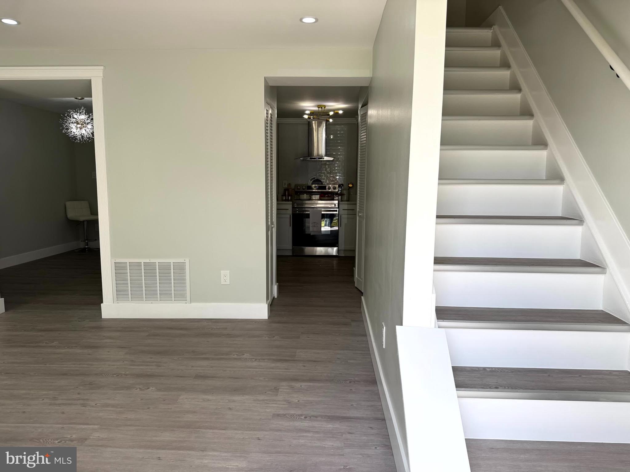 RUMSEY ISLAND - Residential