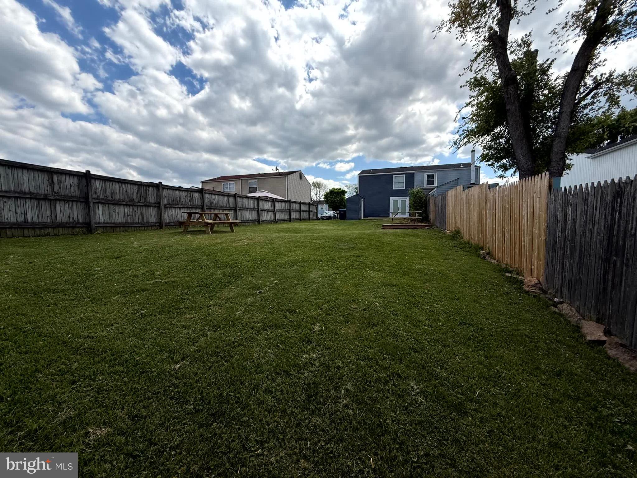 RUMSEY ISLAND - Residential