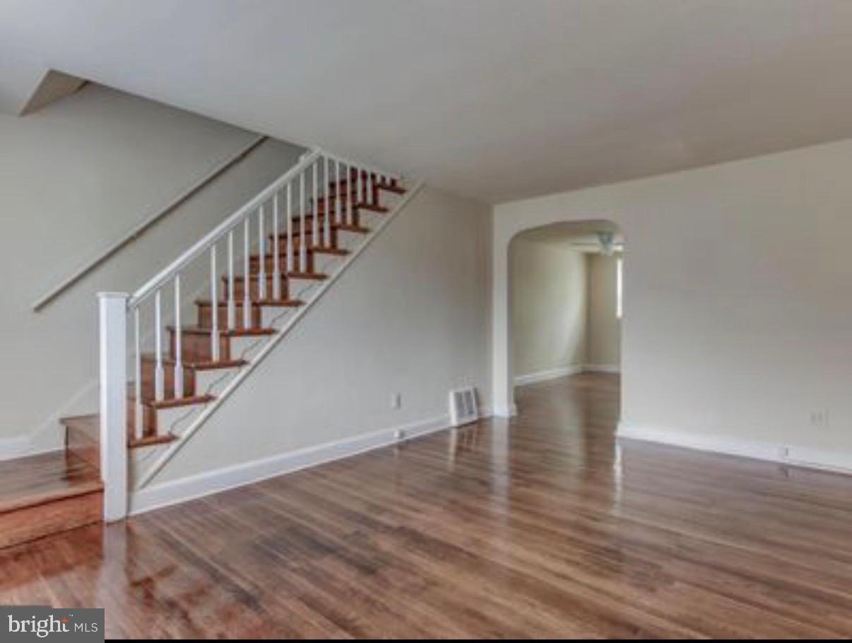 361 W 22ND STREET