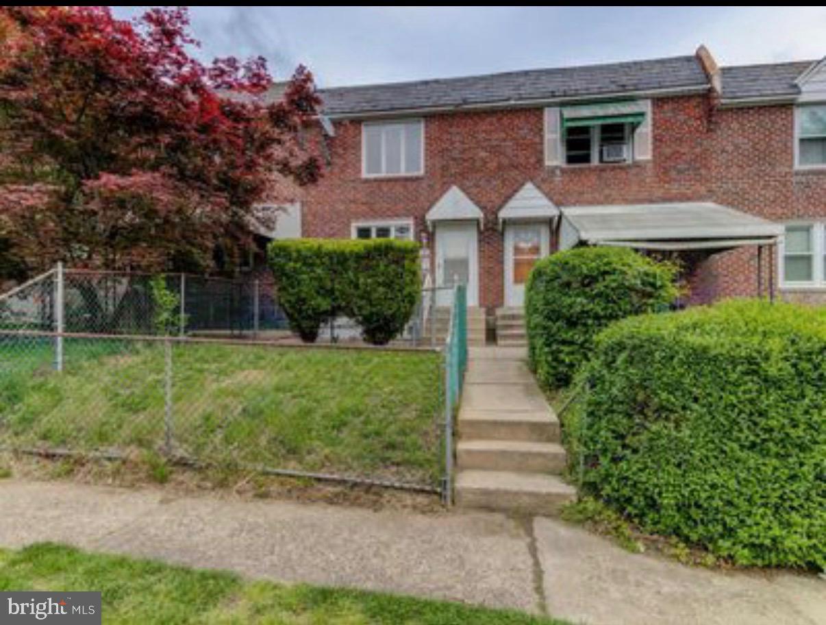 361 W 22ND STREET