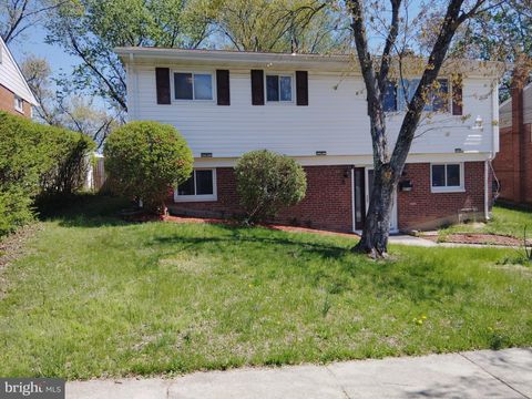 Photo of 4106 Saint Clair Place, TEMPLE HILLS, MD 20748 (MLS # MDPG2198462)