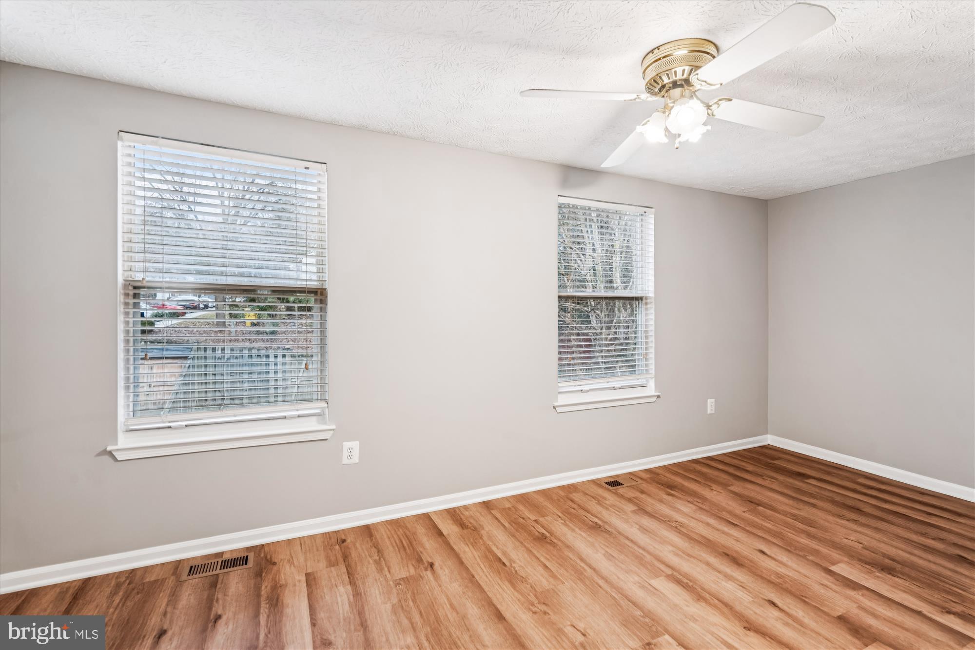 ULMSTEAD GARDENS - Residential