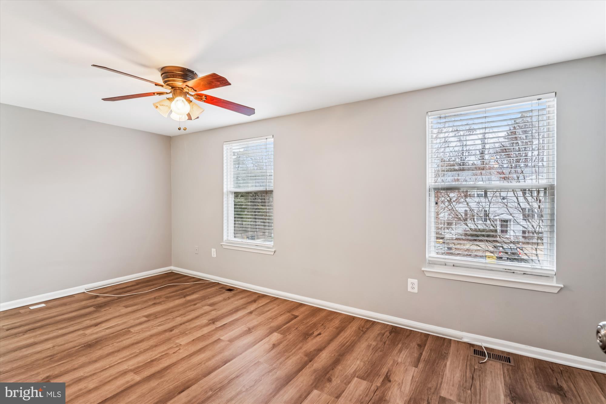 ULMSTEAD GARDENS - Residential