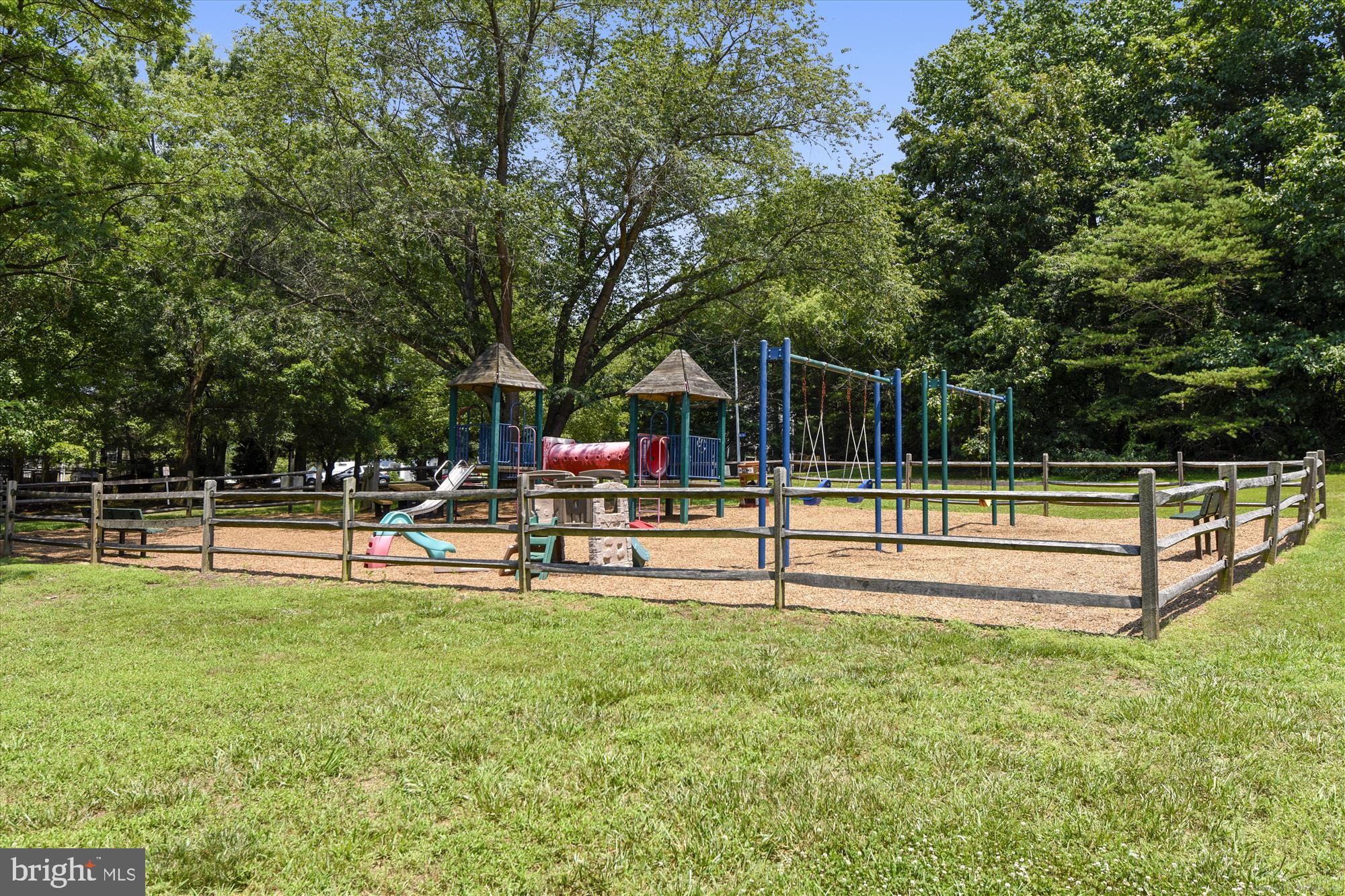 ULMSTEAD GARDENS - Residential