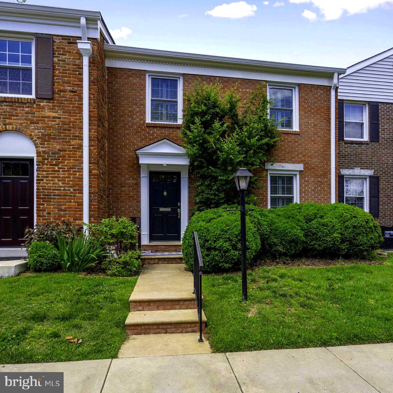5828 WYOMISSING COURT