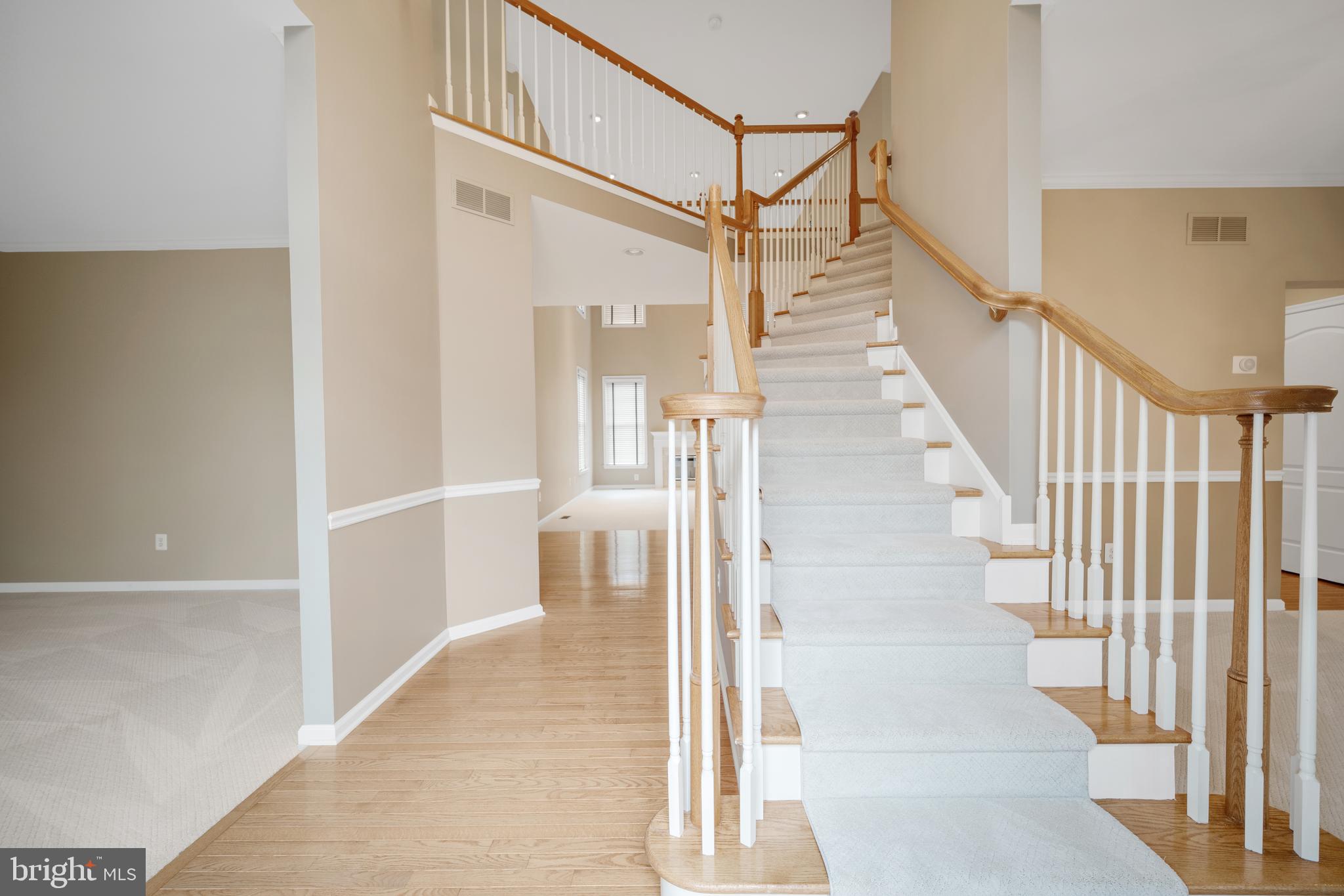 NORTHAMPTON CROSSG - Residential