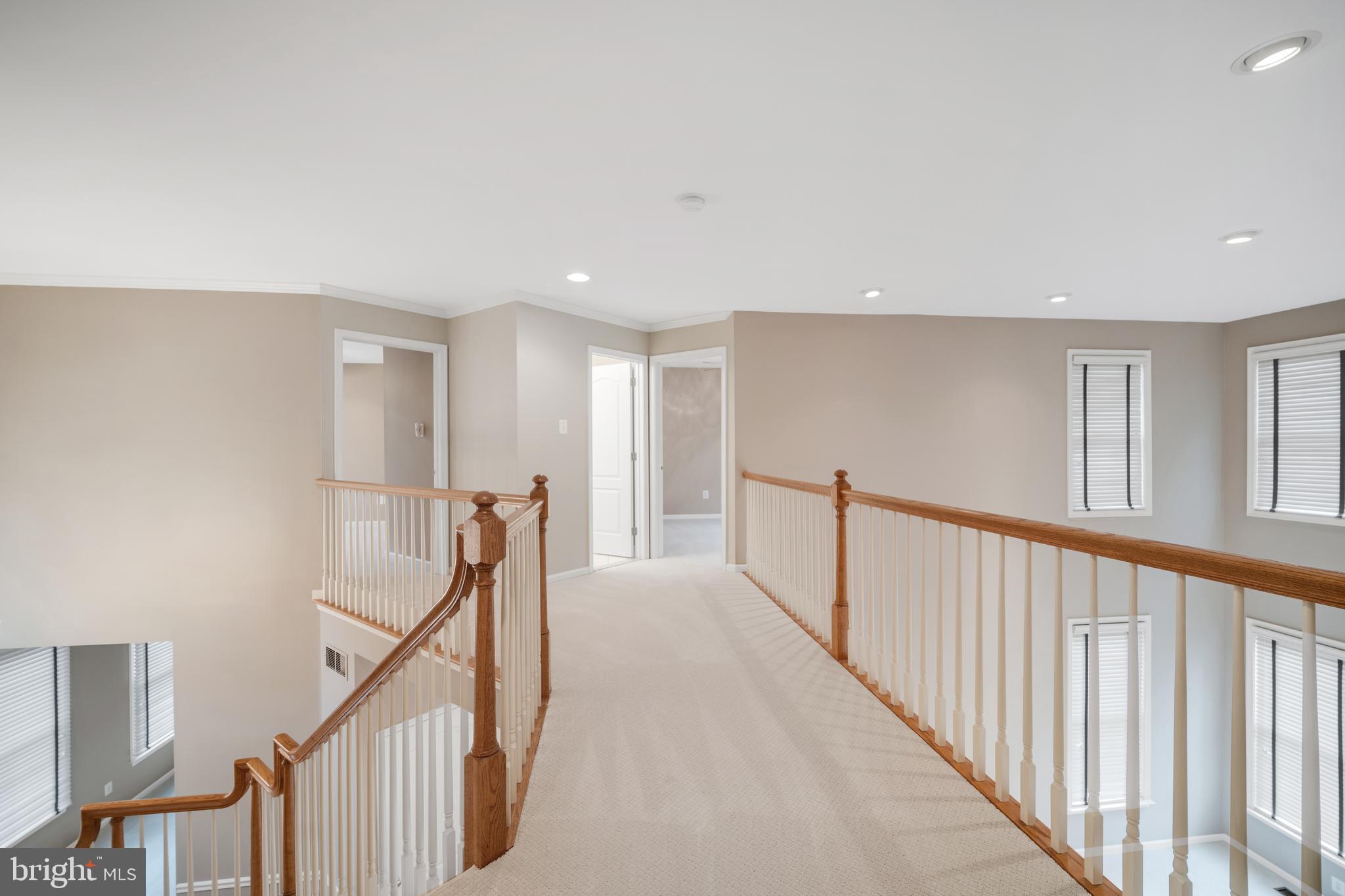 NORTHAMPTON CROSSG - Residential