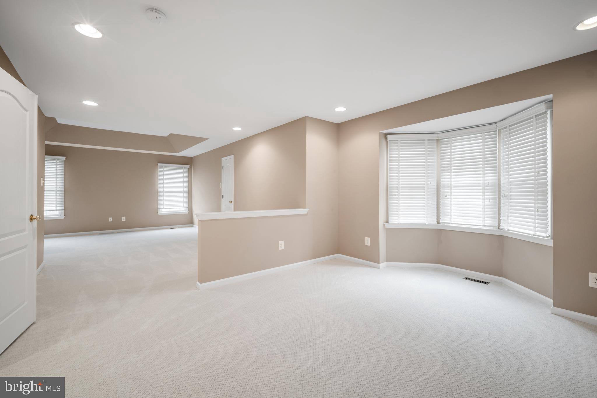 NORTHAMPTON CROSSG - Residential