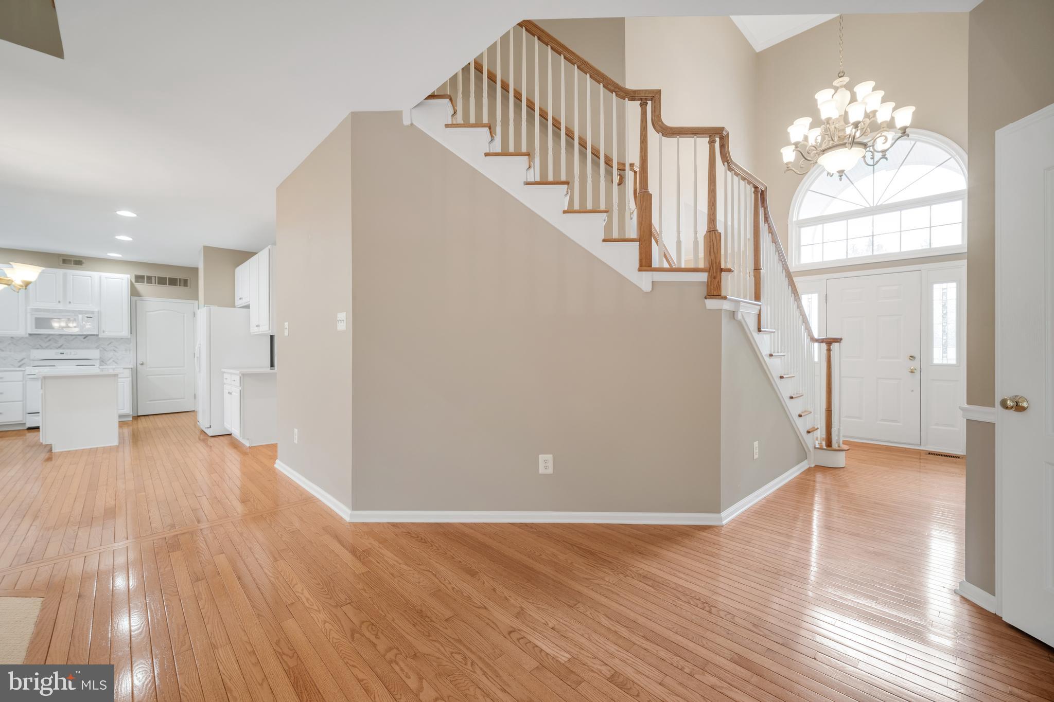 NORTHAMPTON CROSSG - Residential