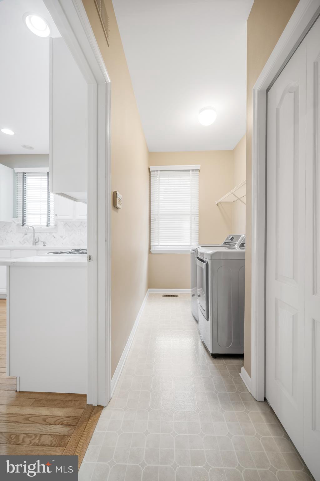 NORTHAMPTON CROSSG - Residential