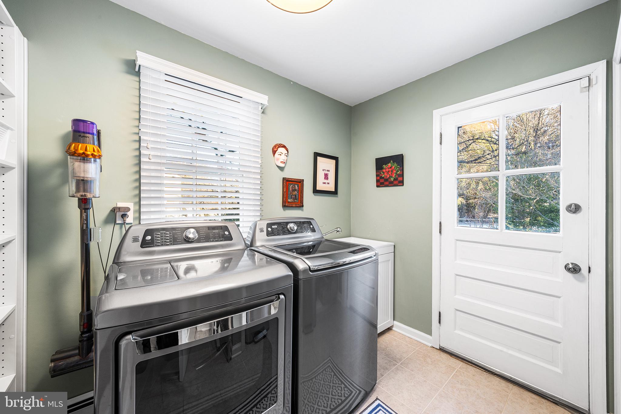 WOODS OF SANDY RID - Residential