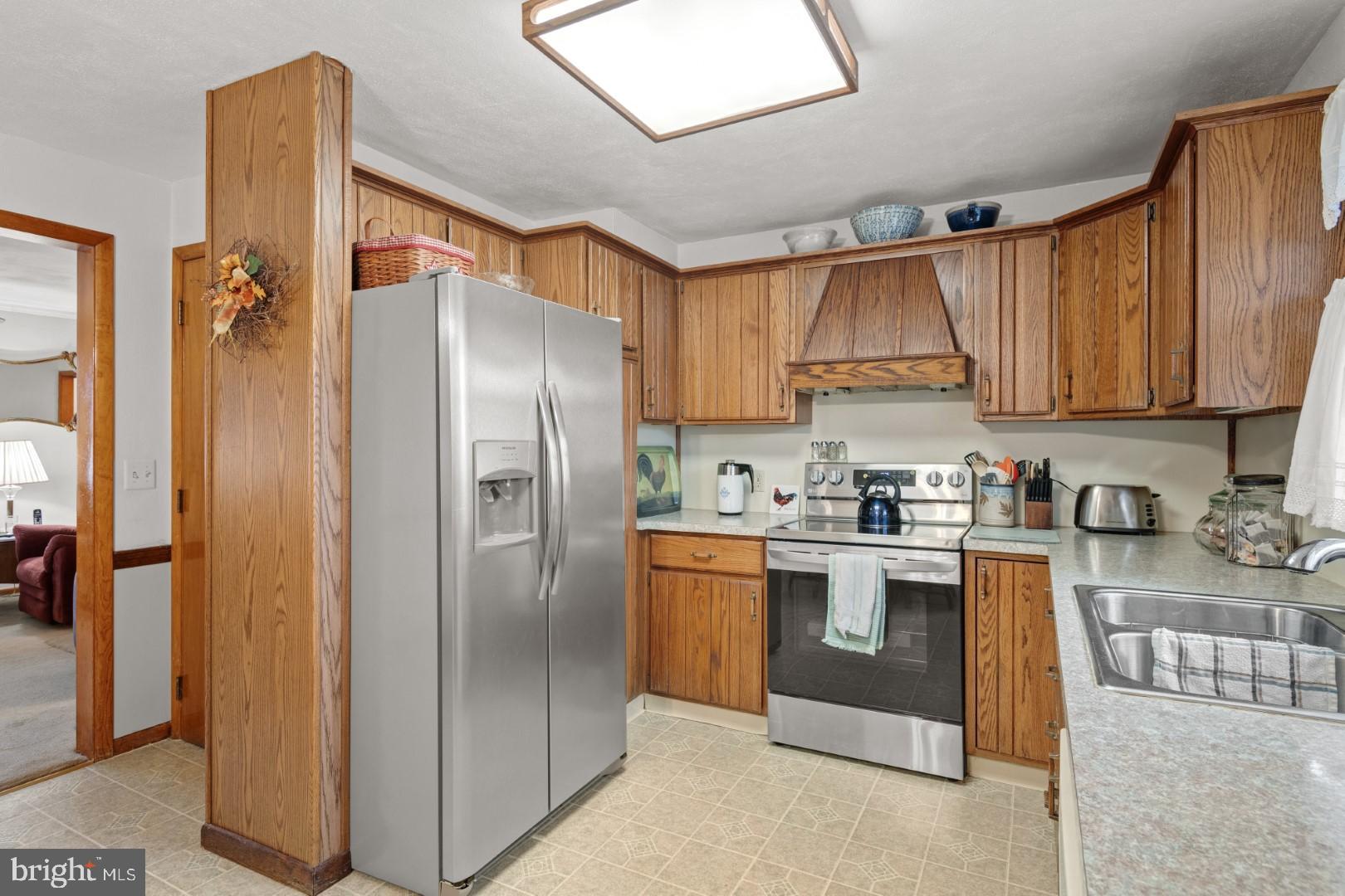 SKYLINE VIEW - Residential