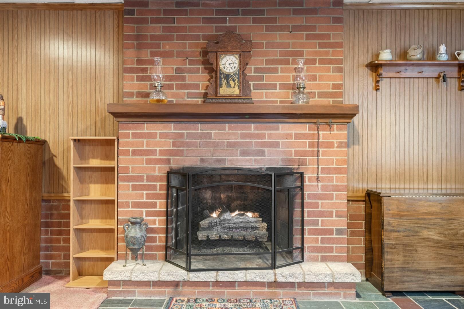 SKYLINE VIEW - Residential