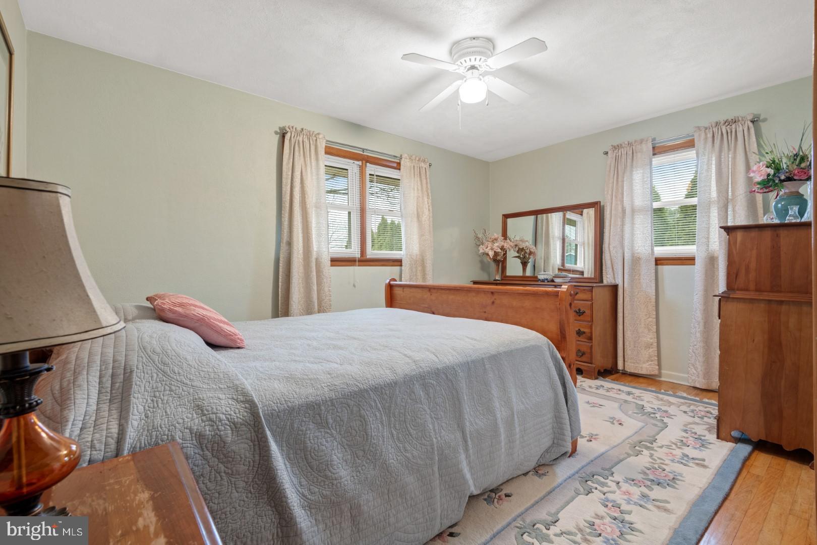 SKYLINE VIEW - Residential