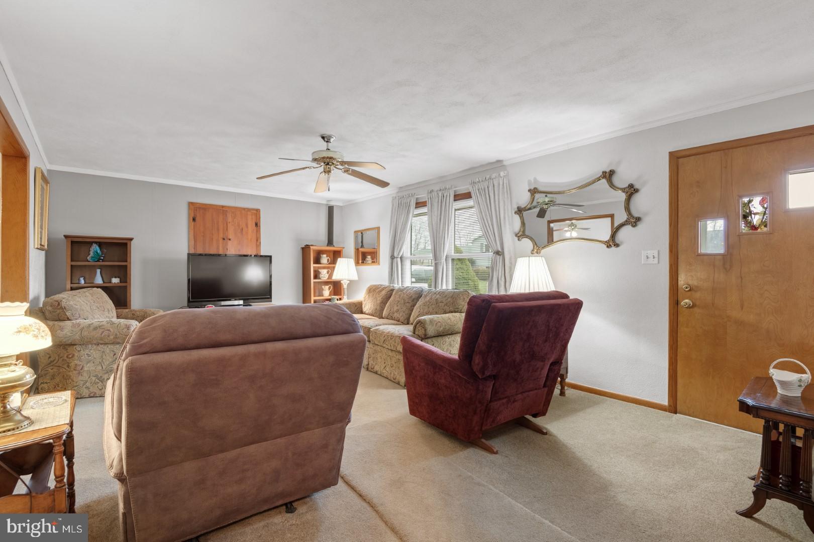 SKYLINE VIEW - Residential