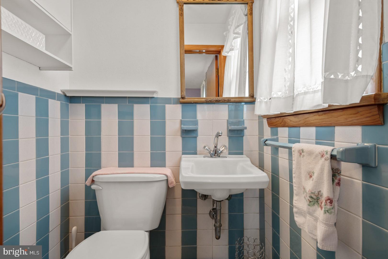 SKYLINE VIEW - Residential