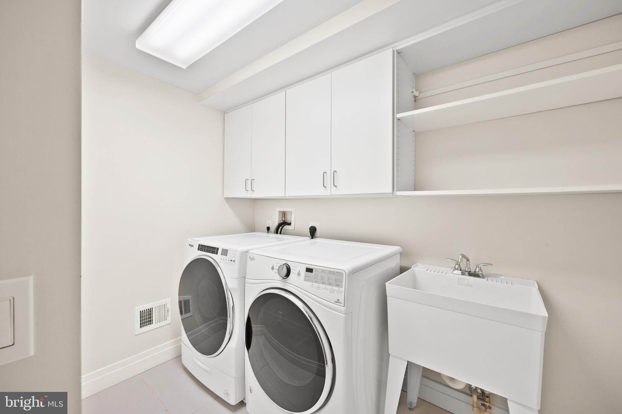 BRIGHTLEAF AND COOPER - Residential