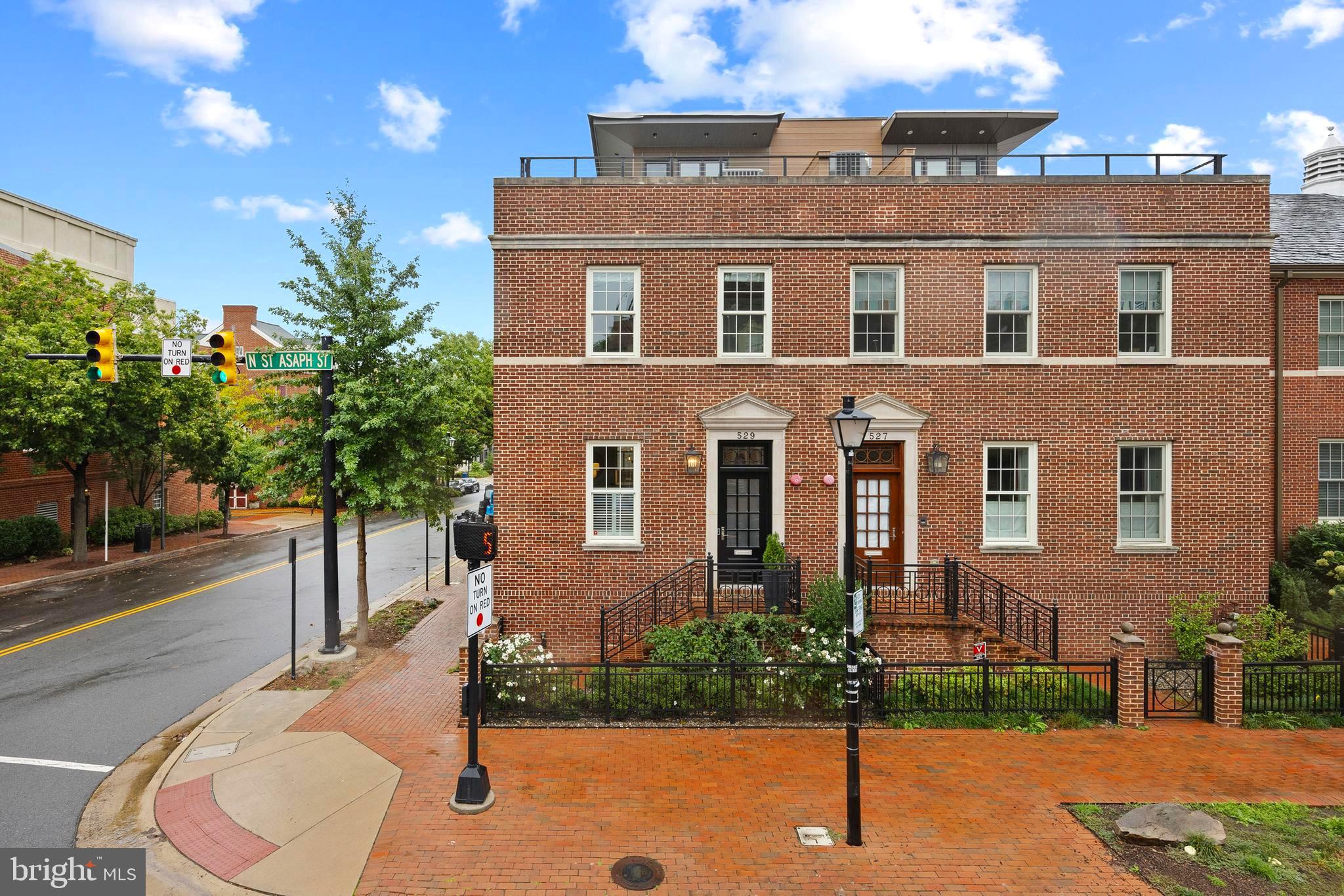 BRIGHTLEAF AND COOPER - Residential