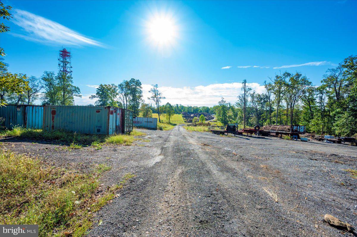 TIBER RIDGE - Commercial Lease