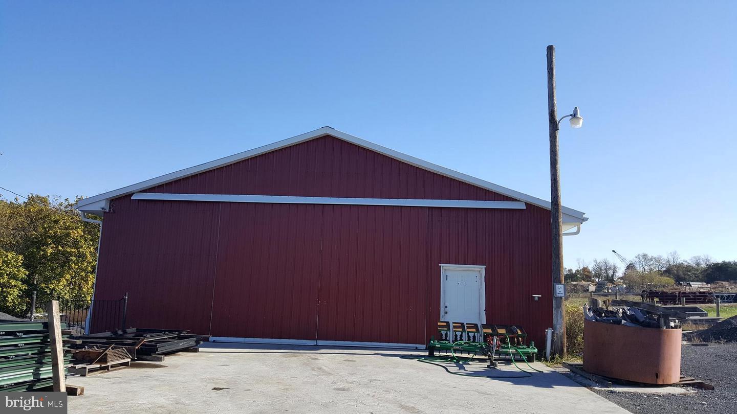 TIBER RIDGE - Commercial Lease