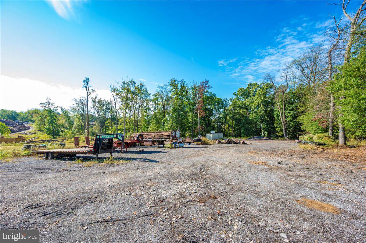 TIBER RIDGE - Commercial Lease