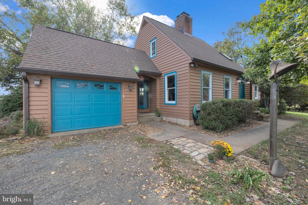 Photo of 8729 Green Road, WARRENTON, VA 20187 (MLS # VAFQ2019338)