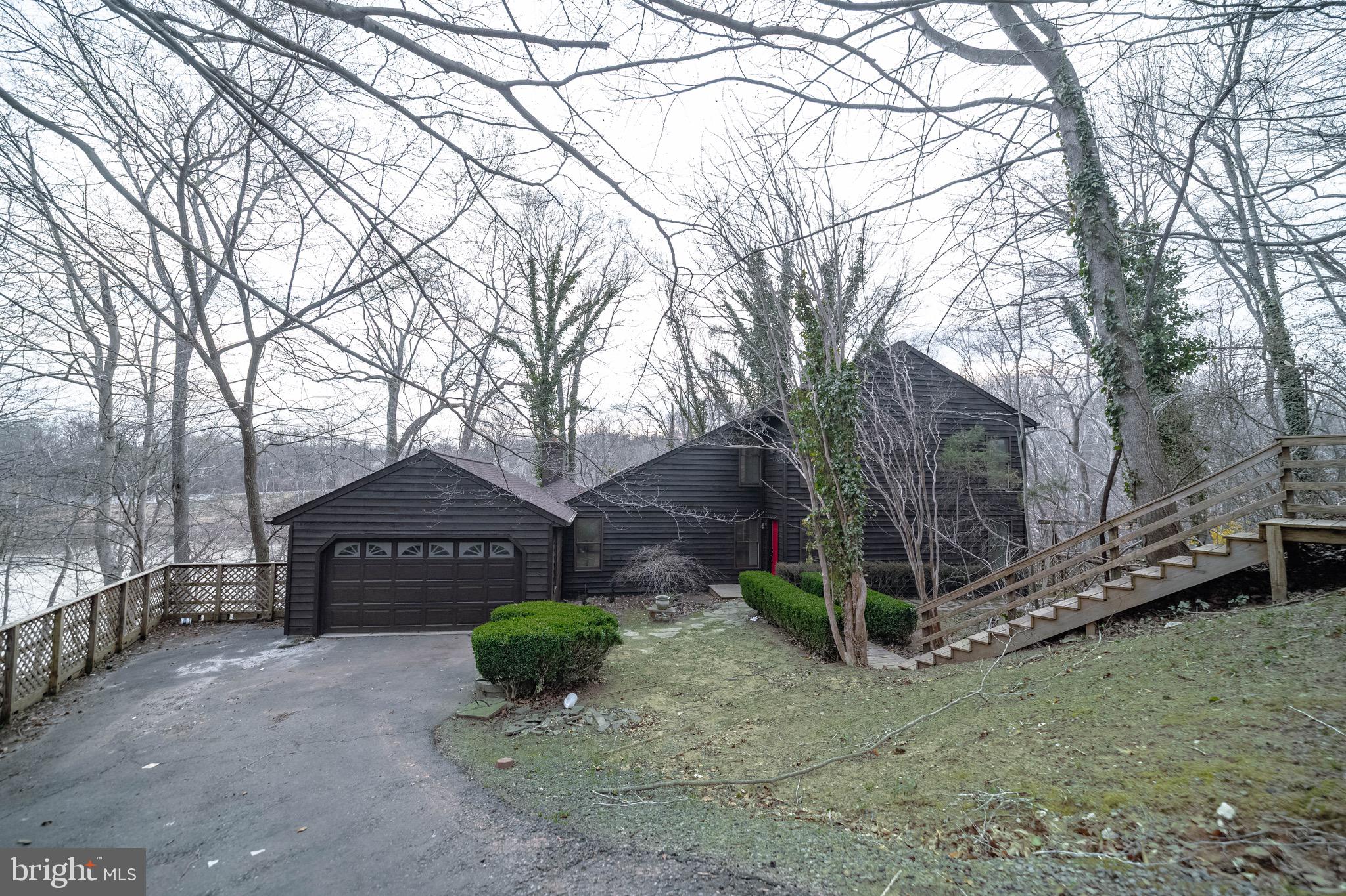 OCCOQUAN FOREST - Residential
