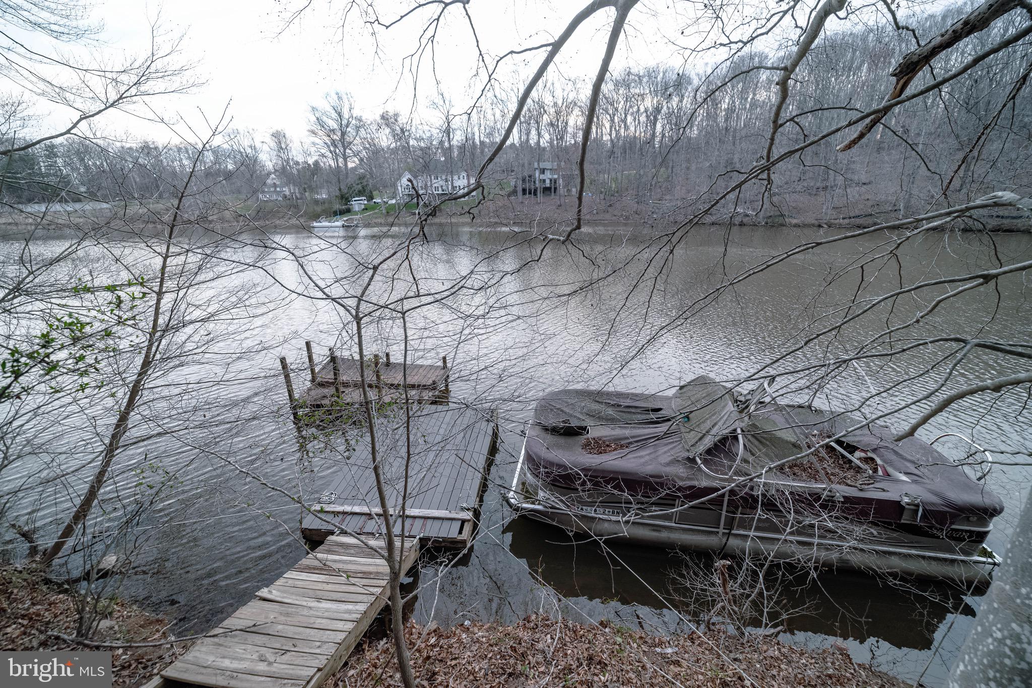 OCCOQUAN FOREST - Residential