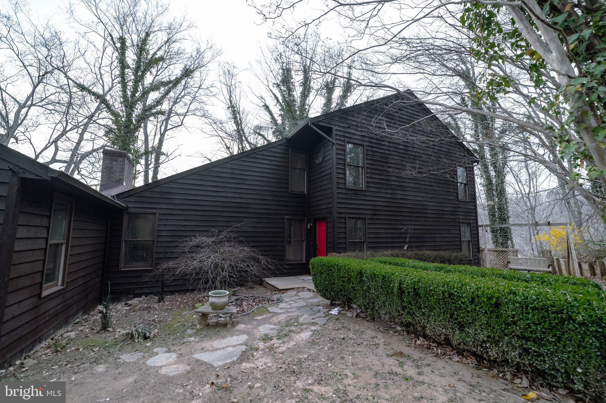 OCCOQUAN FOREST - Residential