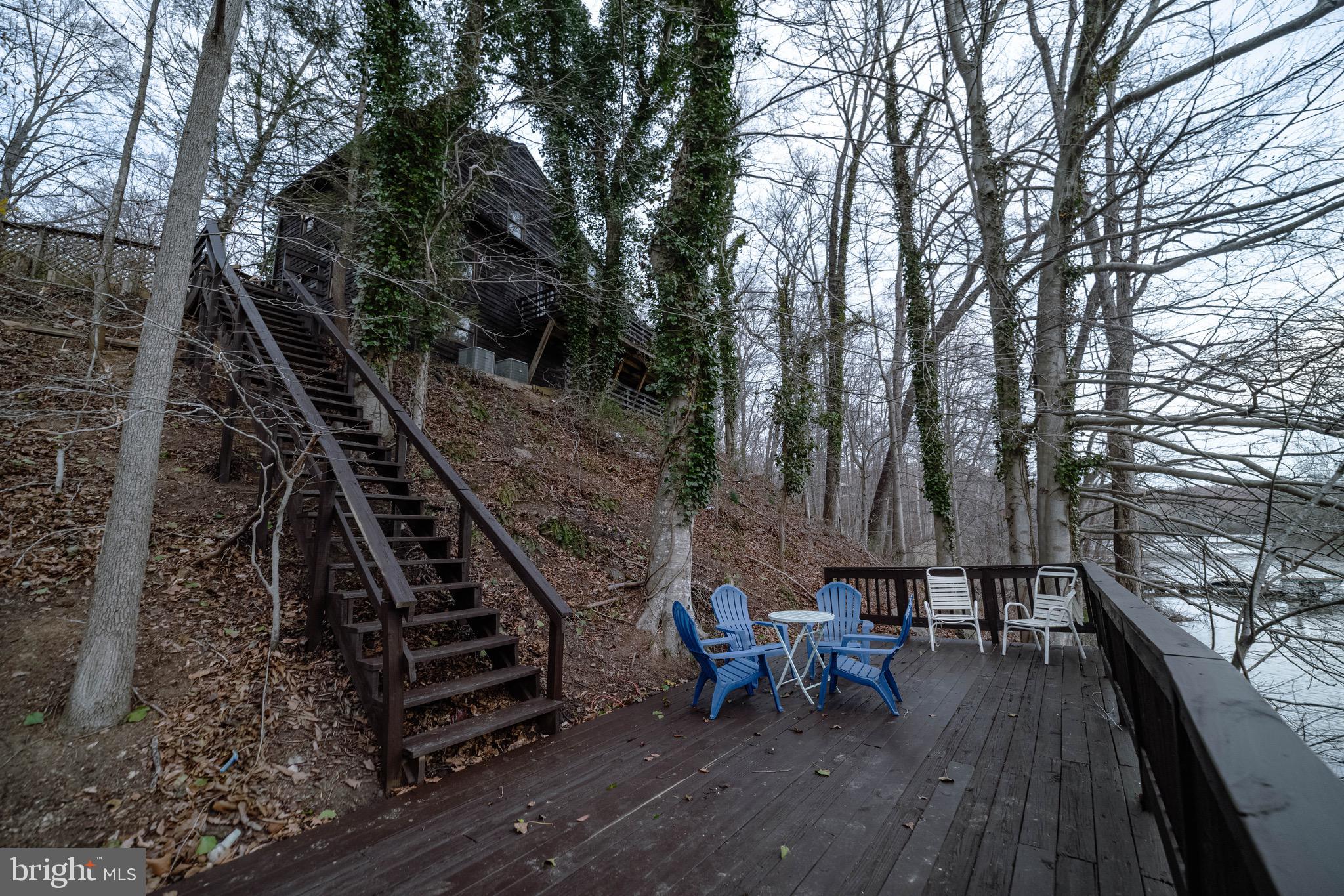 OCCOQUAN FOREST - Residential