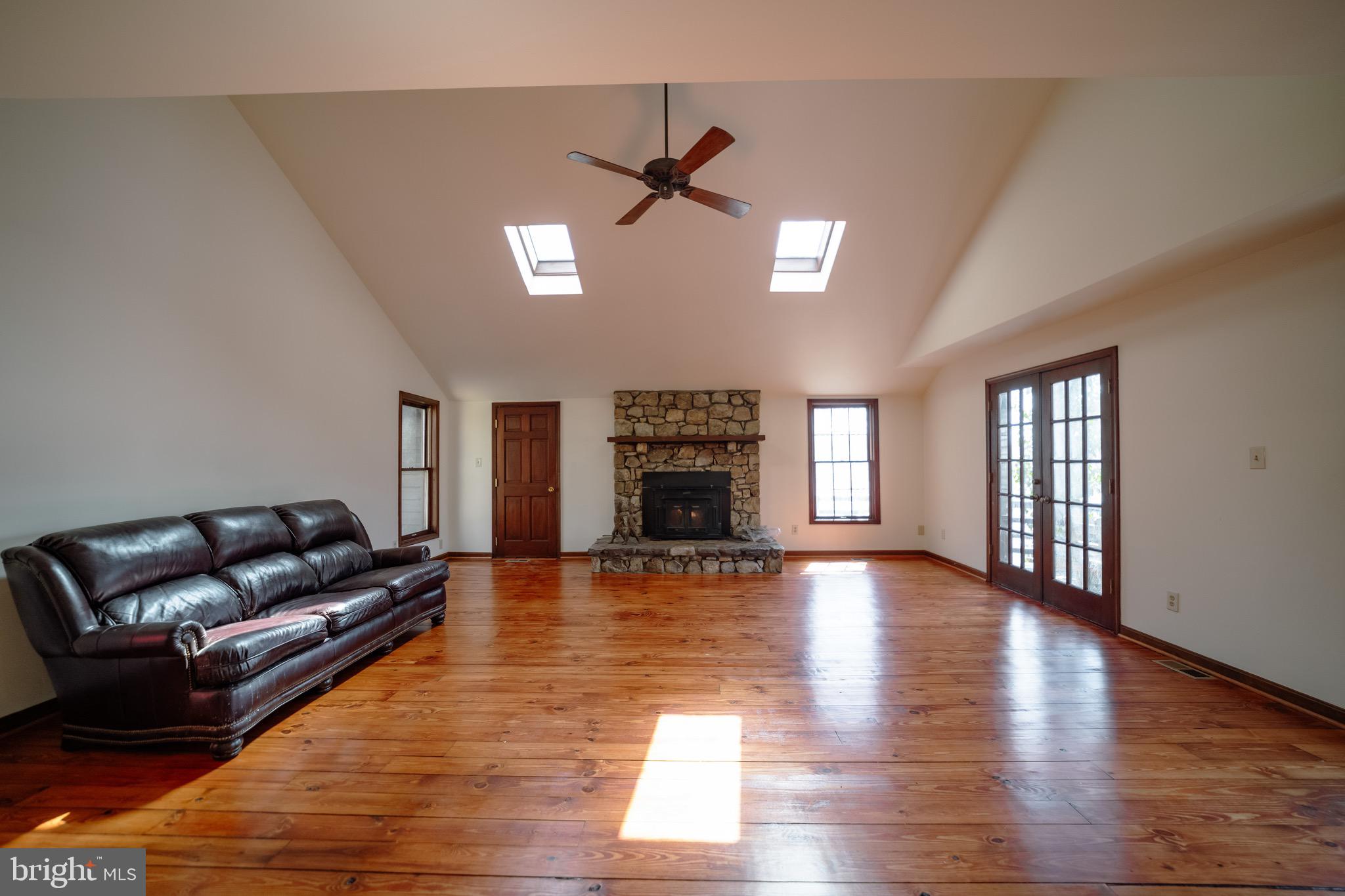 OCCOQUAN FOREST - Residential