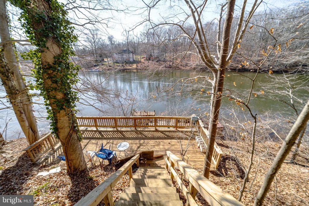 Photo of 10754 Lake Forest Drive, MANASSAS, VA 20112 (MLS # VAPW2111572)