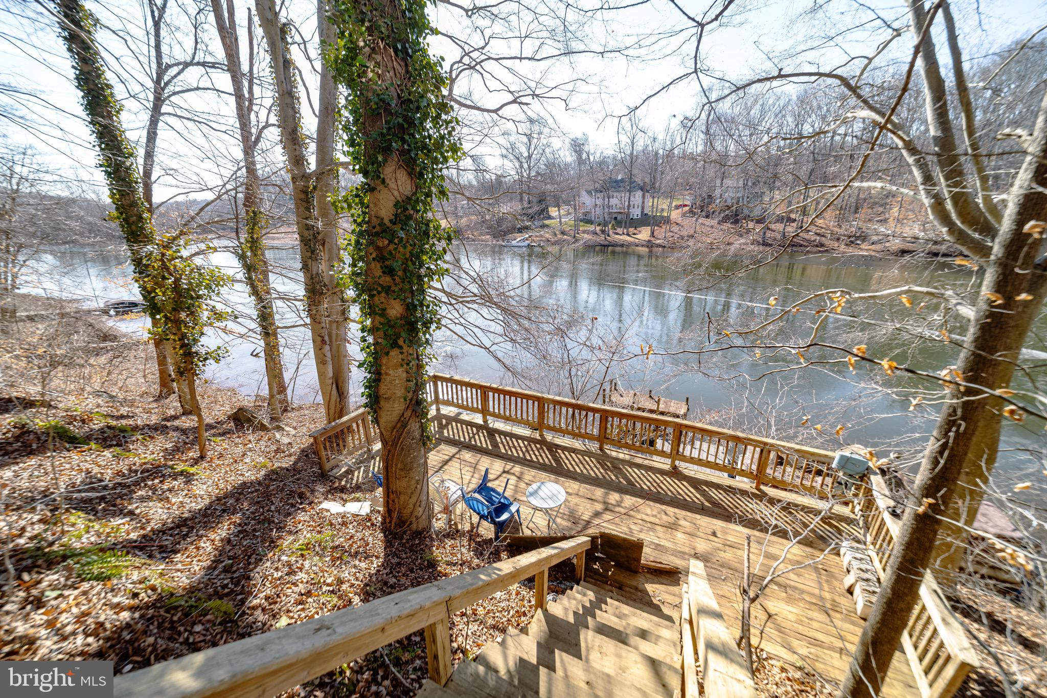 10754 LAKE FOREST DRIVE