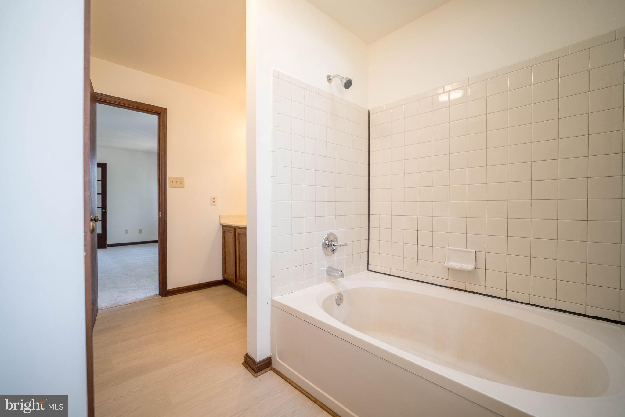 OCCOQUAN FOREST - Residential