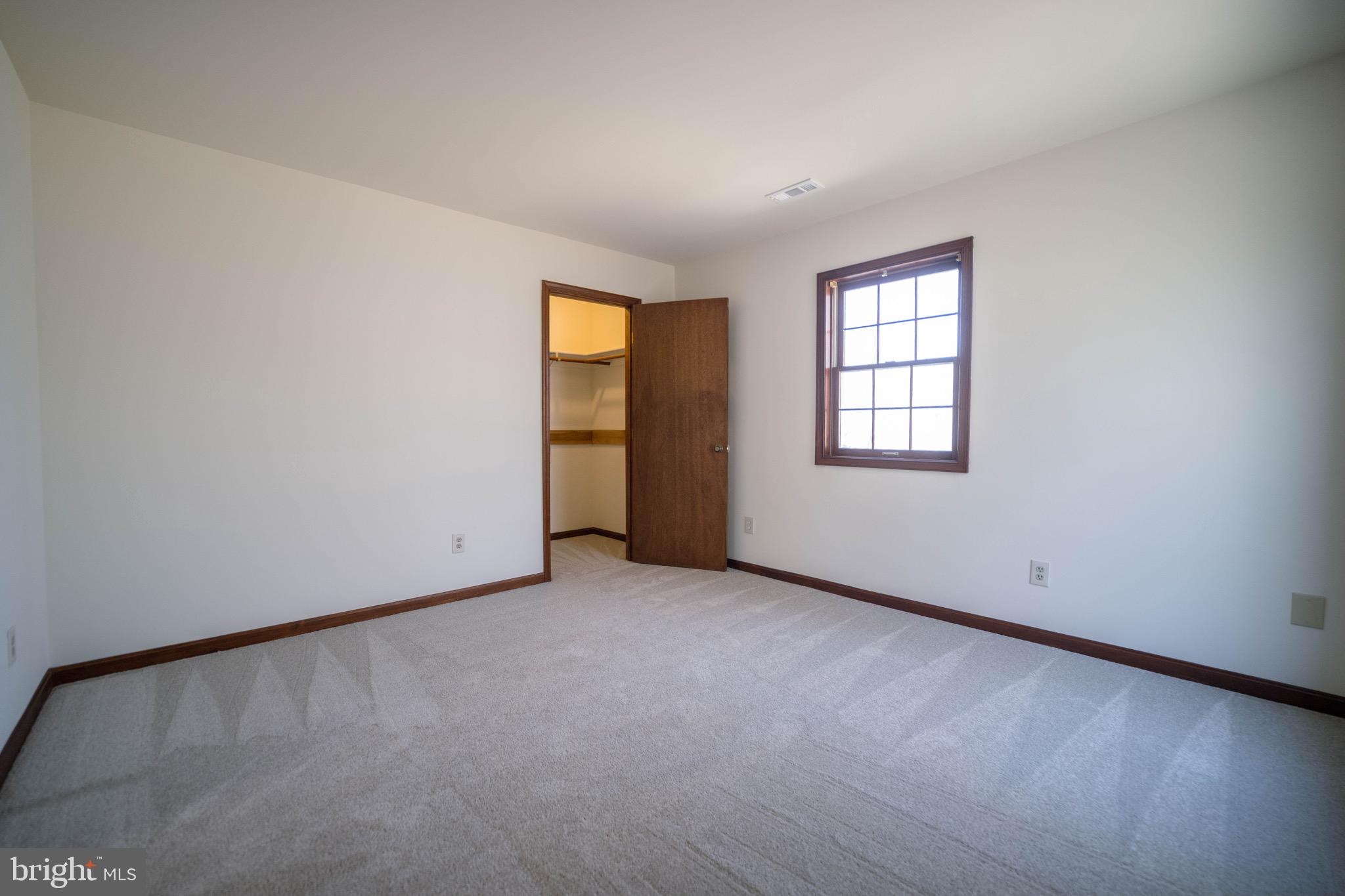 OCCOQUAN FOREST - Residential