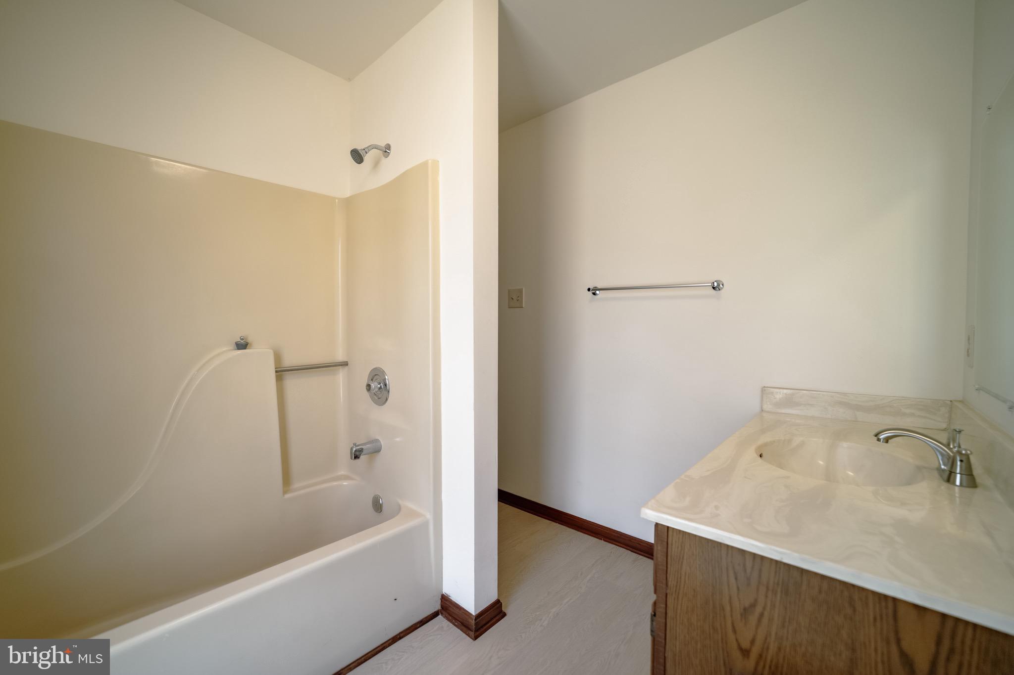 OCCOQUAN FOREST - Residential