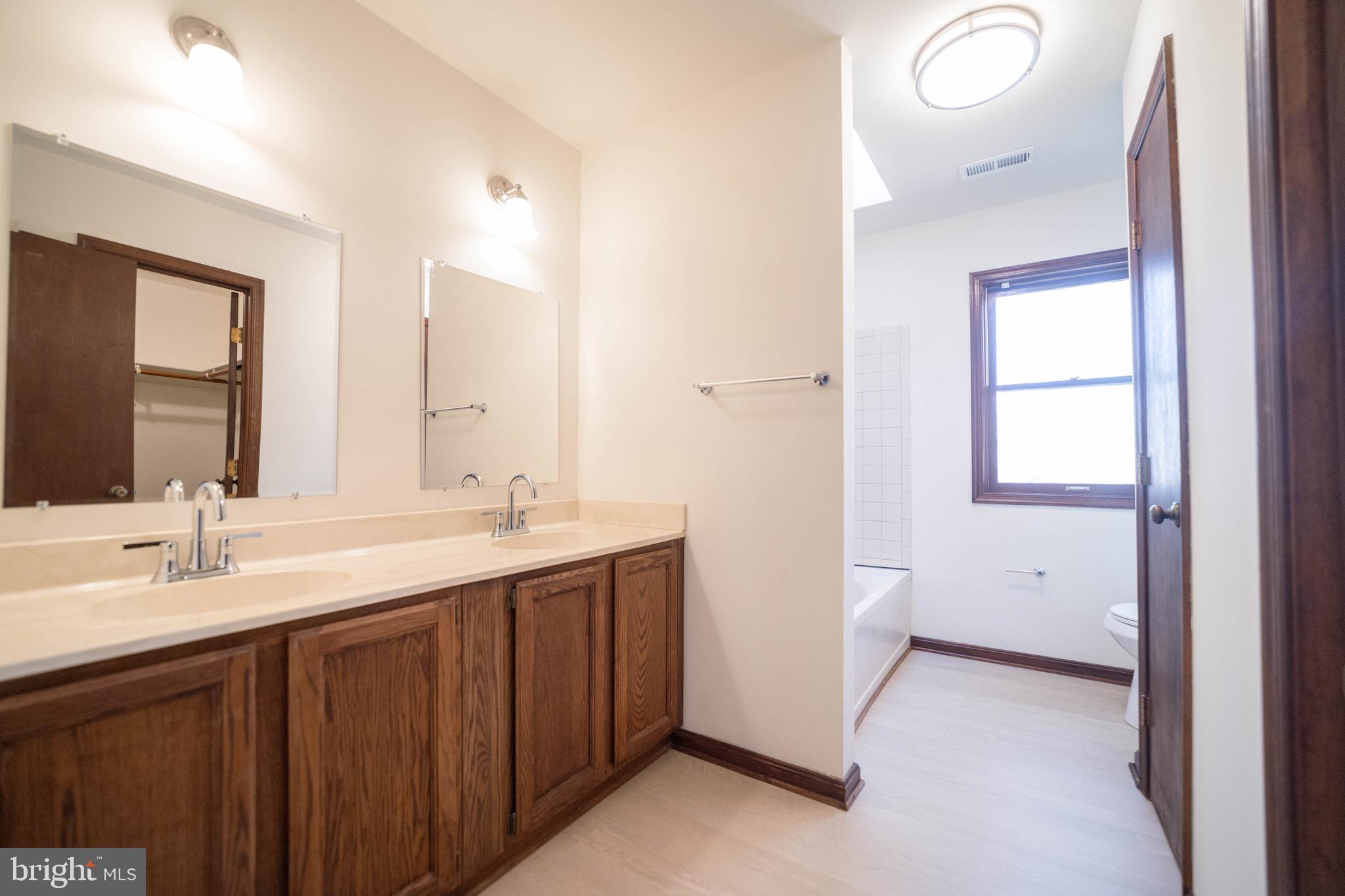 OCCOQUAN FOREST - Residential