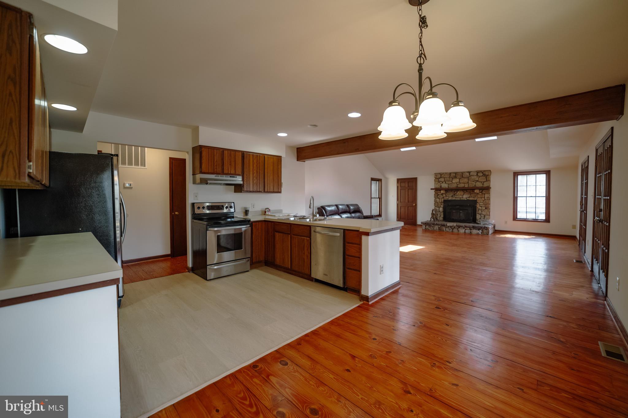 OCCOQUAN FOREST - Residential