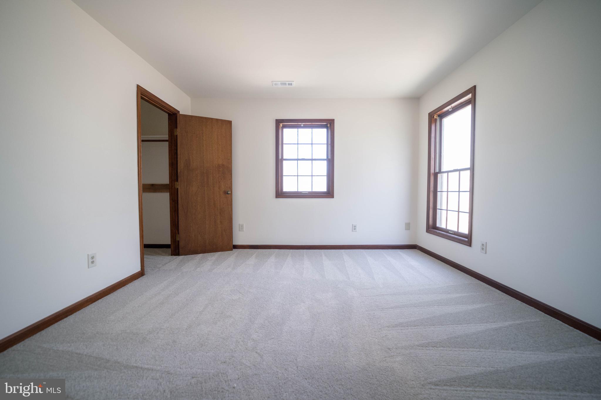 OCCOQUAN FOREST - Residential