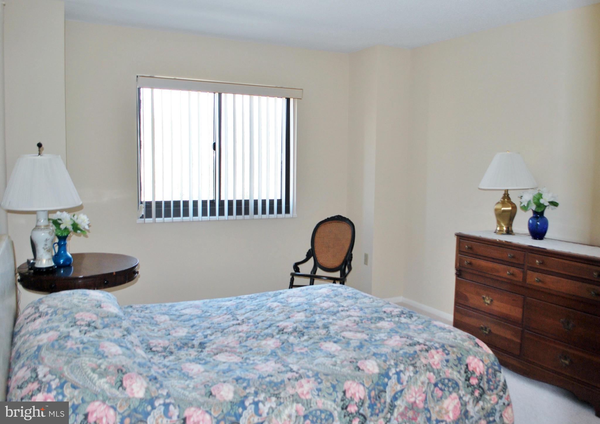 GREENS AT LEISURE WORLD - Residential