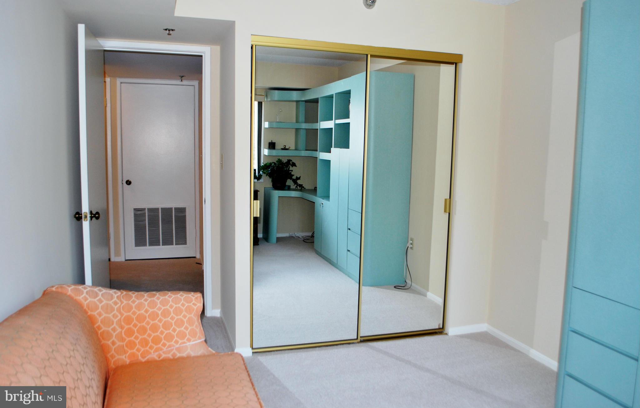 GREENS AT LEISURE WORLD - Residential