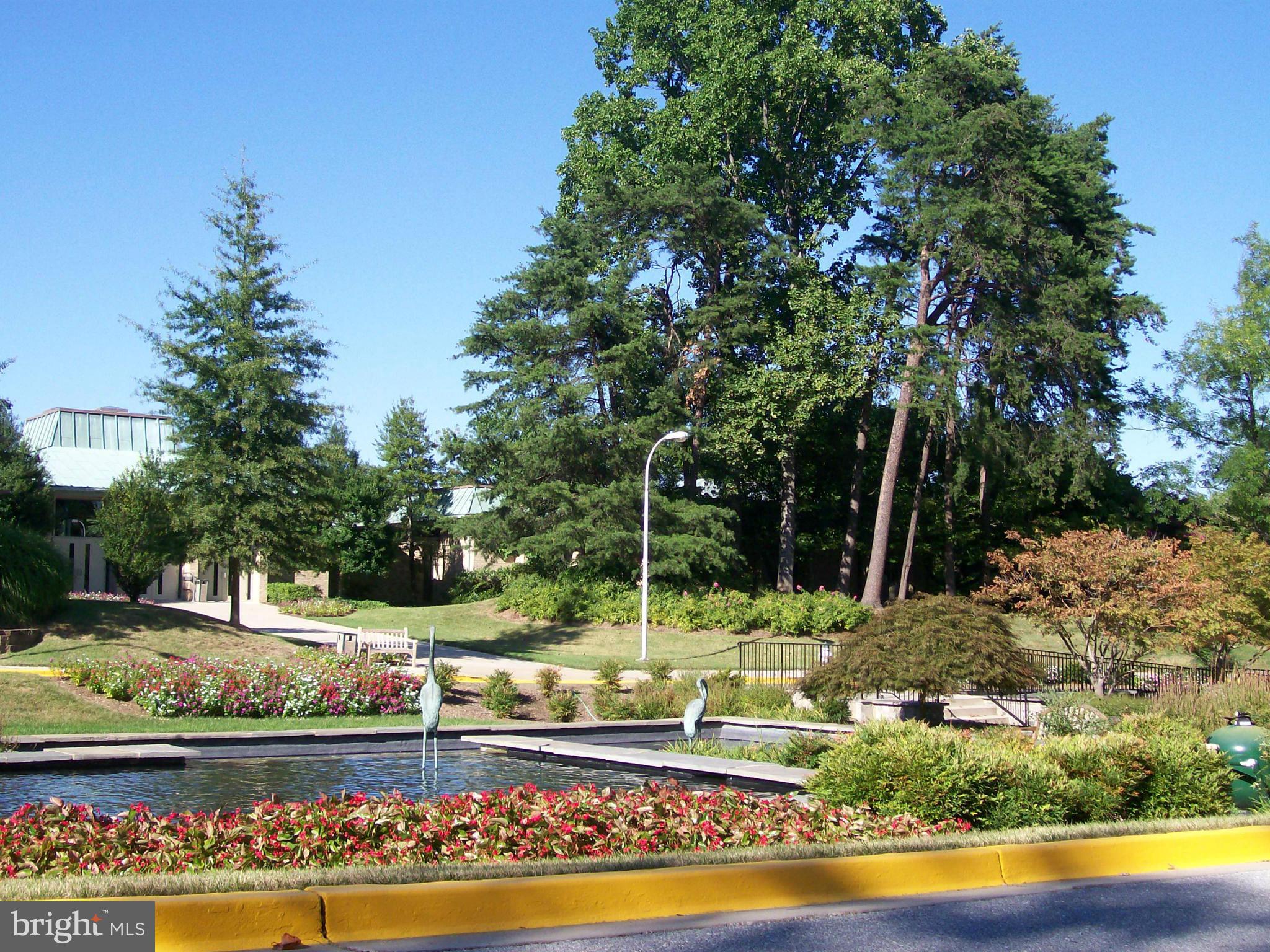 GREENS AT LEISURE WORLD - Residential